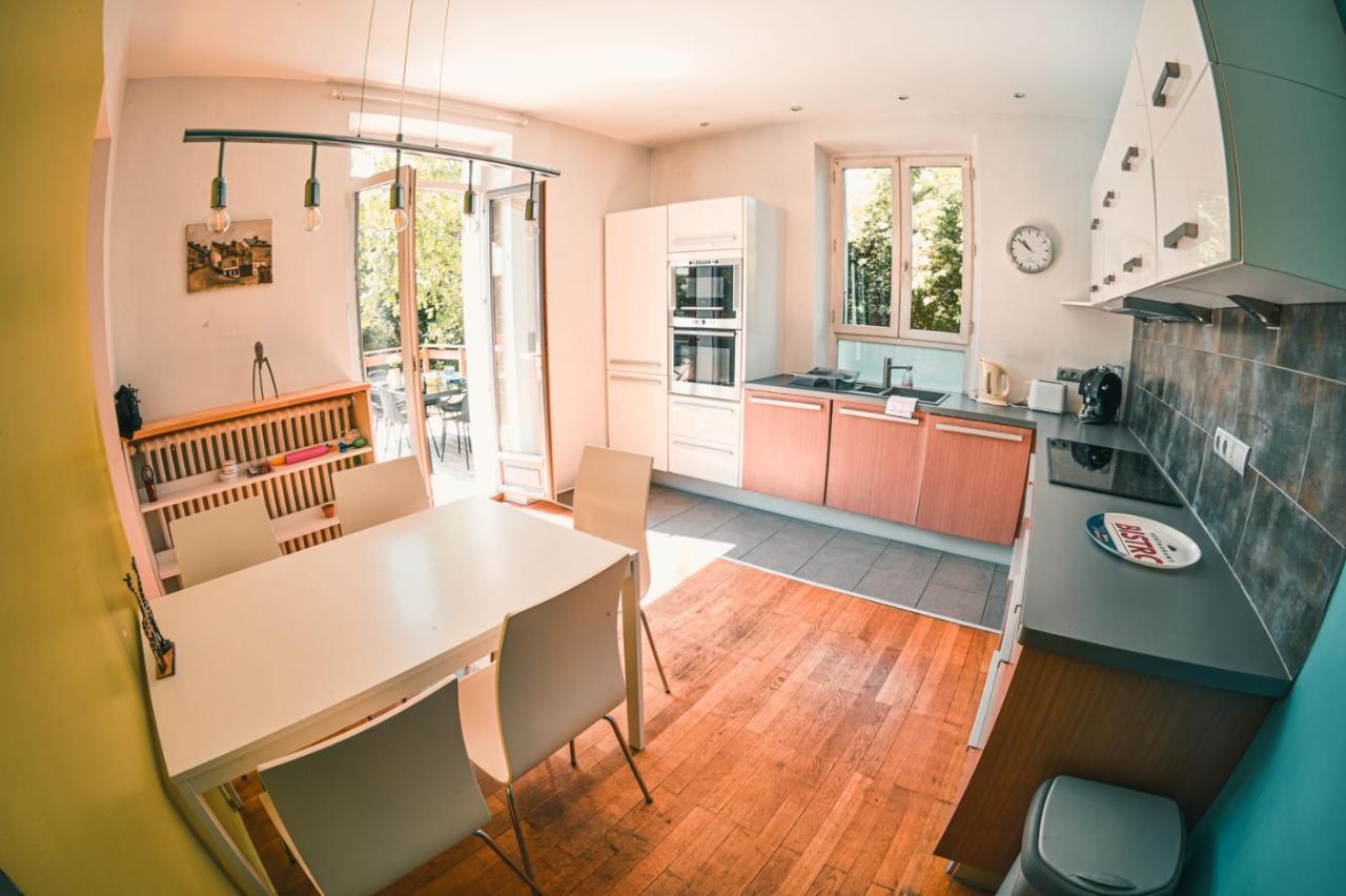 Le Serenite - T3 En Maison De Ville Avec Piscine อานซี ภายนอก รูปภาพ